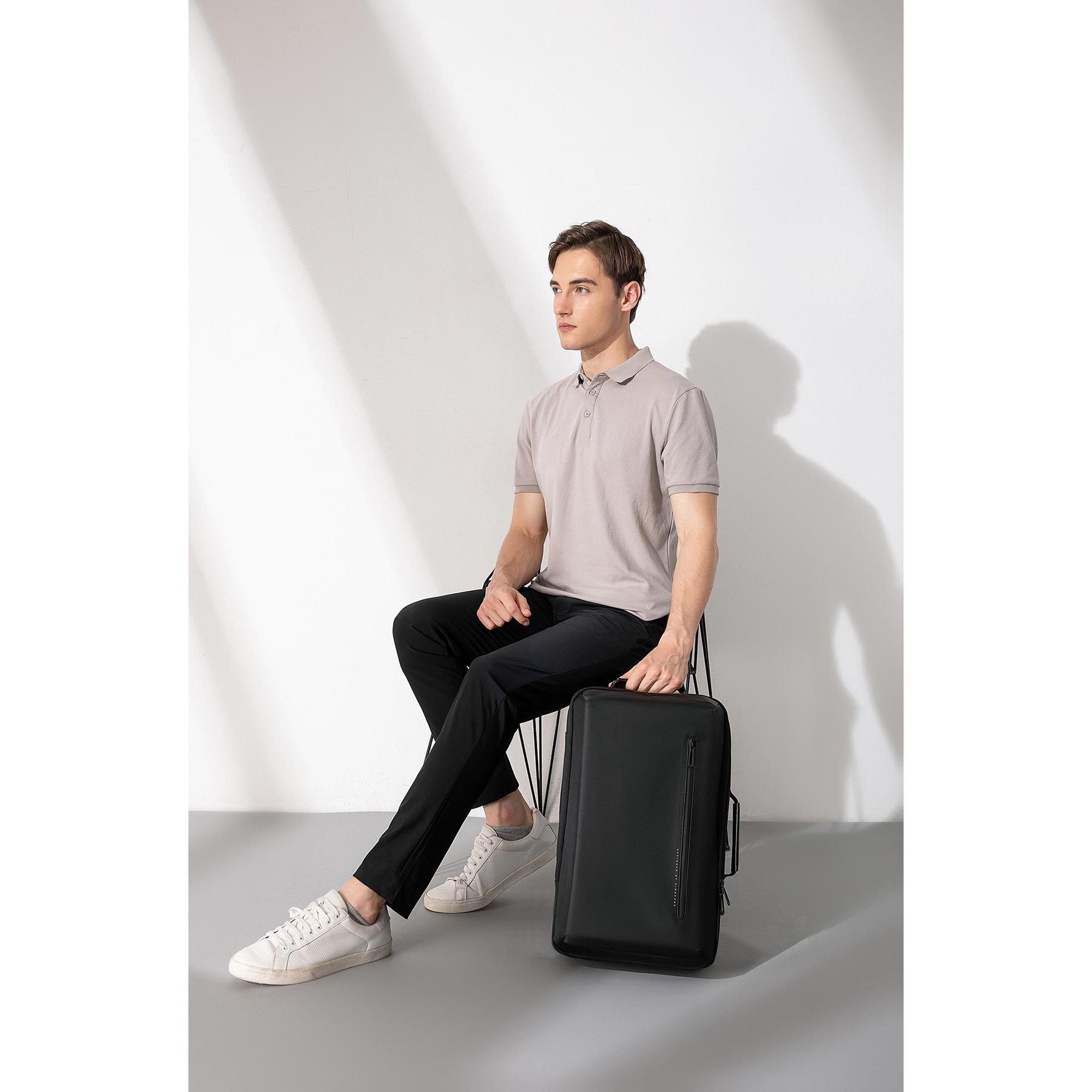 Раница за лаптоп Kingsons Silhouette, 15.6'', 23 L, черна - Image 13
