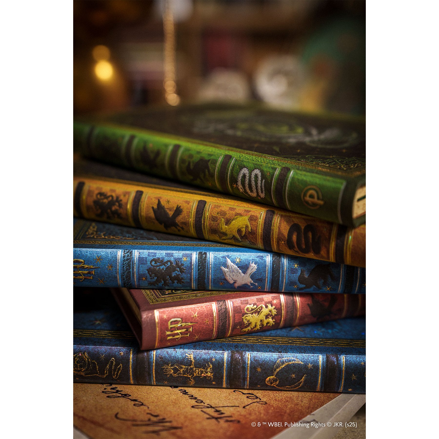 Paperblanks Тефтер Hufflepuff, Midi, широки редове, твърда корица, 72 листа - Image 6