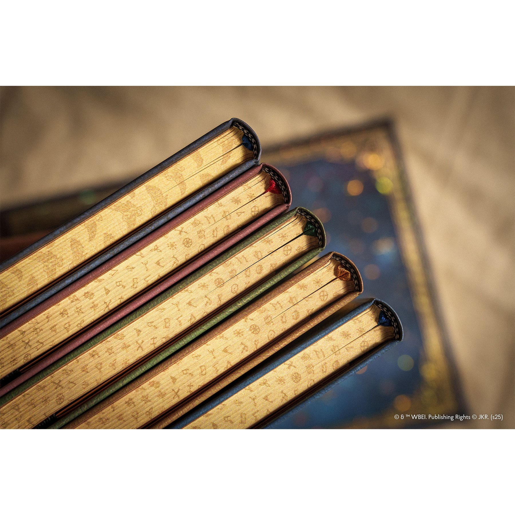 Paperblanks Тефтер Hufflepuff, Midi, широки редове, твърда корица, 72 листа - Image 8